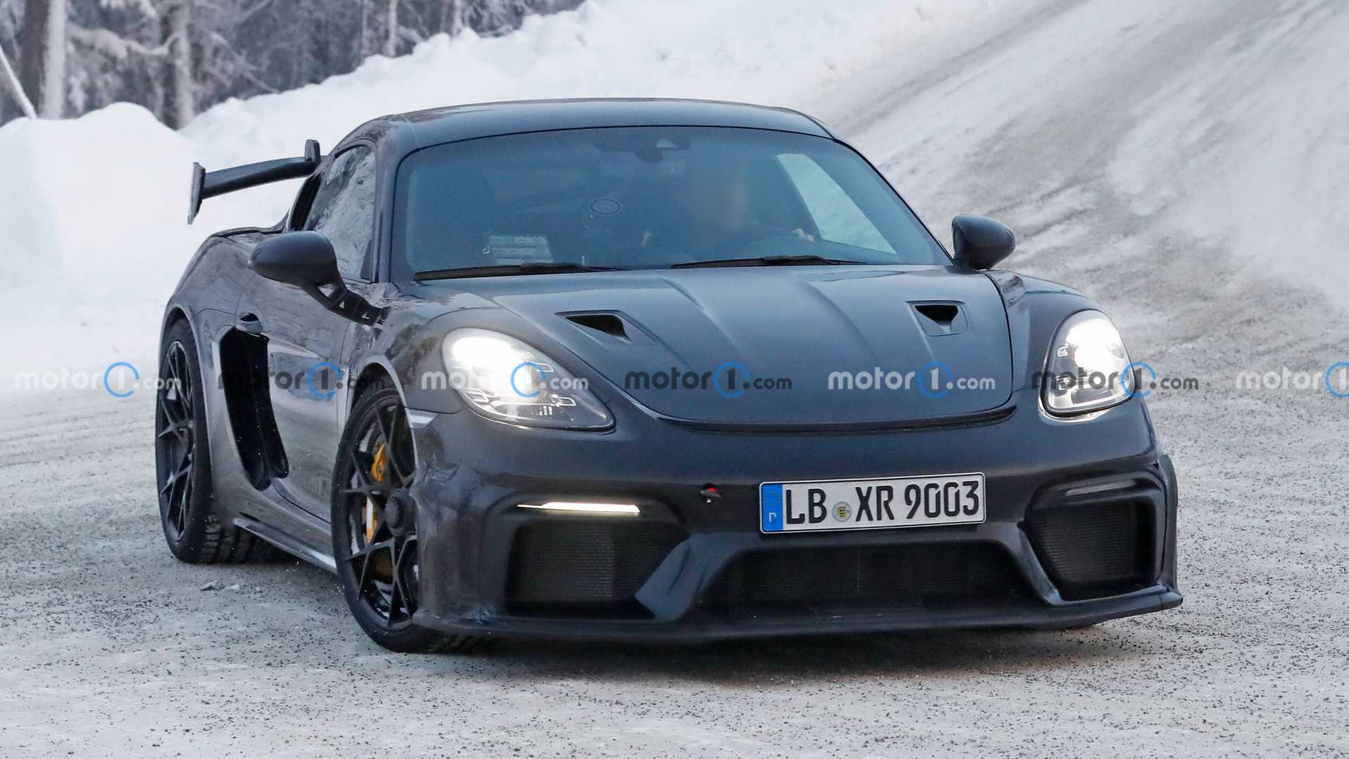 保时捷718 cayman gt4 rs冬测谍照 年内发布 13万美元起售