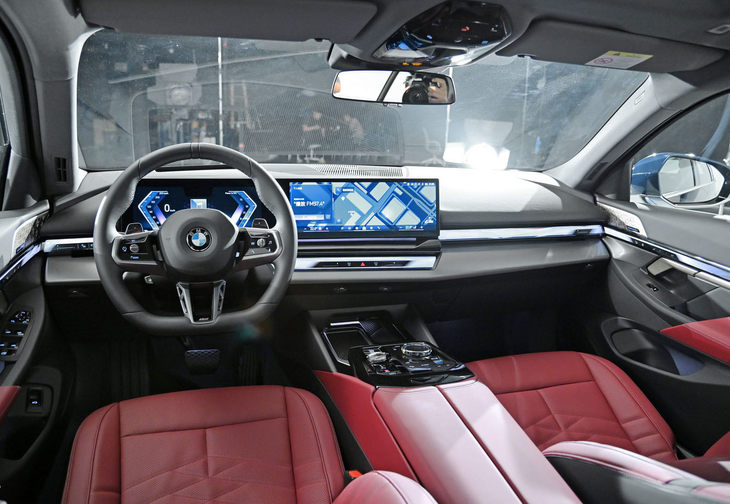 全新BMW 5系长轴版正式下线 有望1月份公布售价